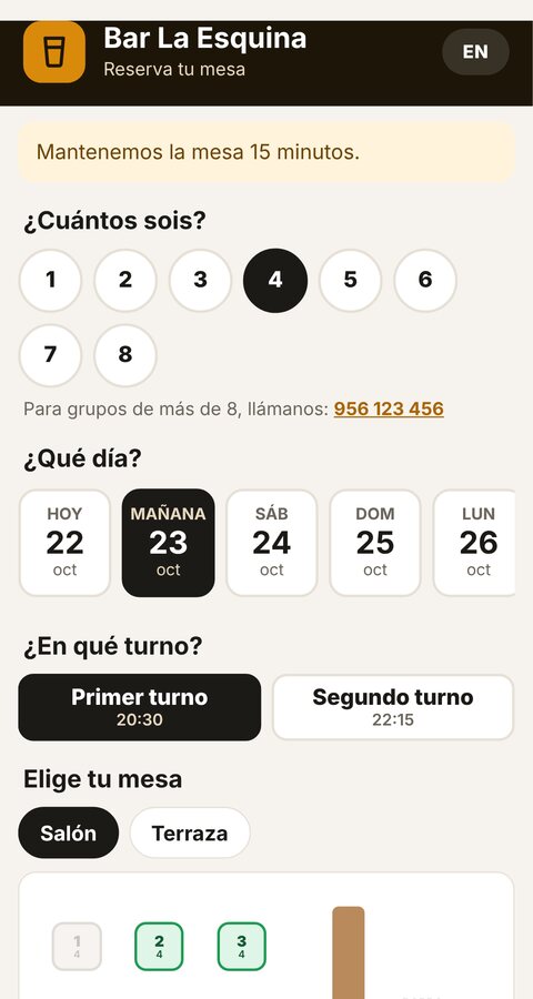 Página para reservar desde el móvil, eligiendo día, turno y mesa.